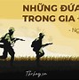 Đồi Cao Su Mùa Lá Rụng Trong Vườn Lyrics Vietsub